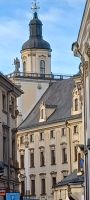 Blick auf die Universitätsgebäude und Kirche