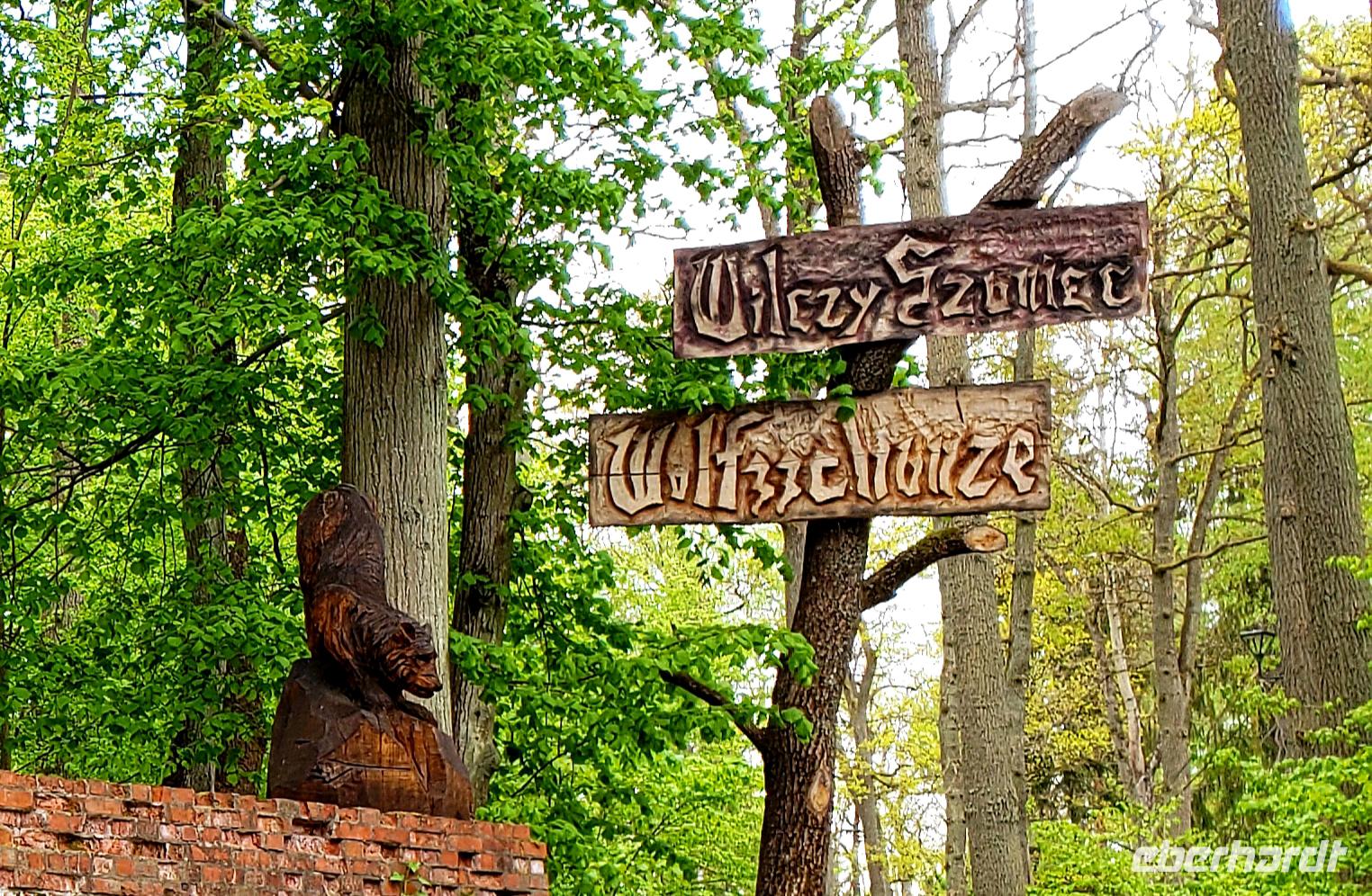Eingang zur Wolfsschanze &ndash; &copy; Martina Wegener (Eberhardt TRAVEL)