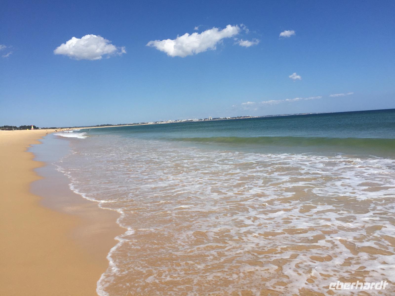 Lagos Strand &ndash; &copy; Daniela Paulan (Eberhardt TRAVEL)