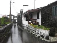 Weindorf auf Pico &ndash; &copy; Annette Zocher (Eberhardt TRAVEL)