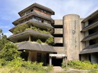 Hotelruine (2) &ndash; &copy; Thomas Krupp (Eberhardt TRAVEL)