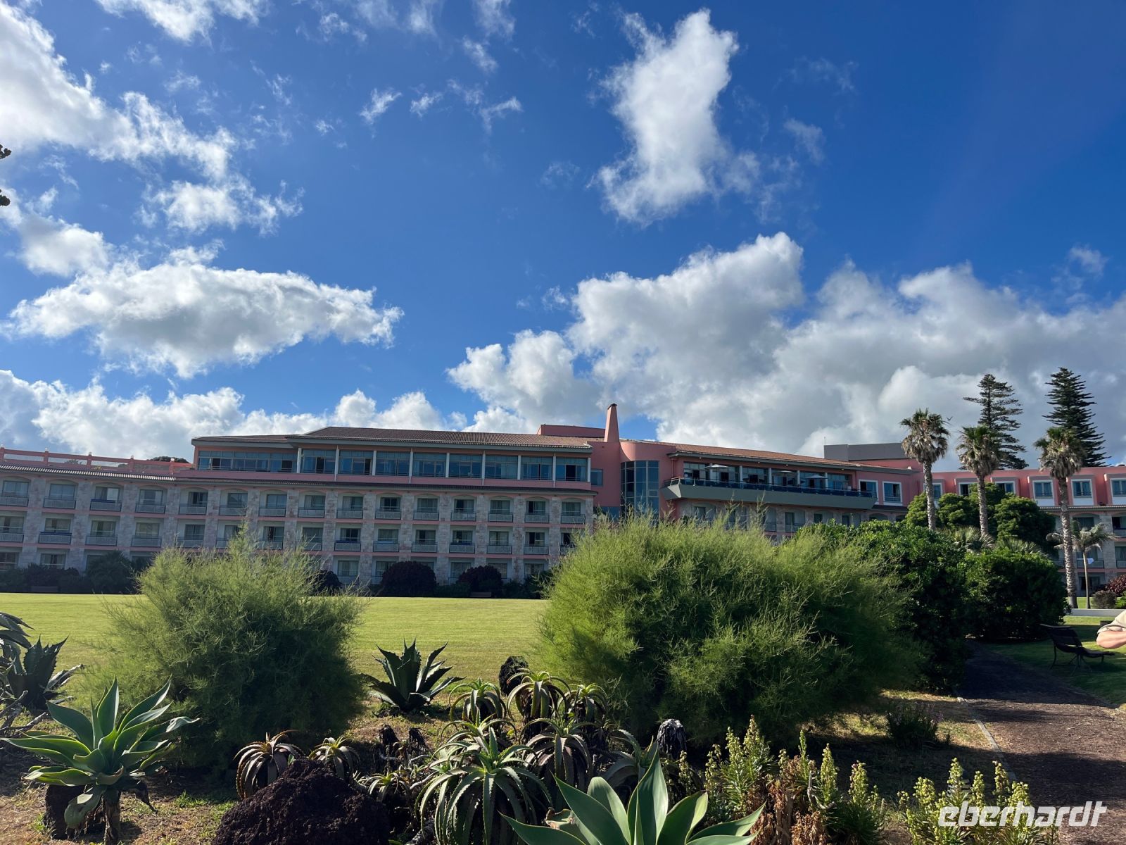 Hotel, Angra do Heroísmo, Teceira, Azoren, Portugal &ndash; &copy; Maria Feibig (Eberhardt TRAVEL)