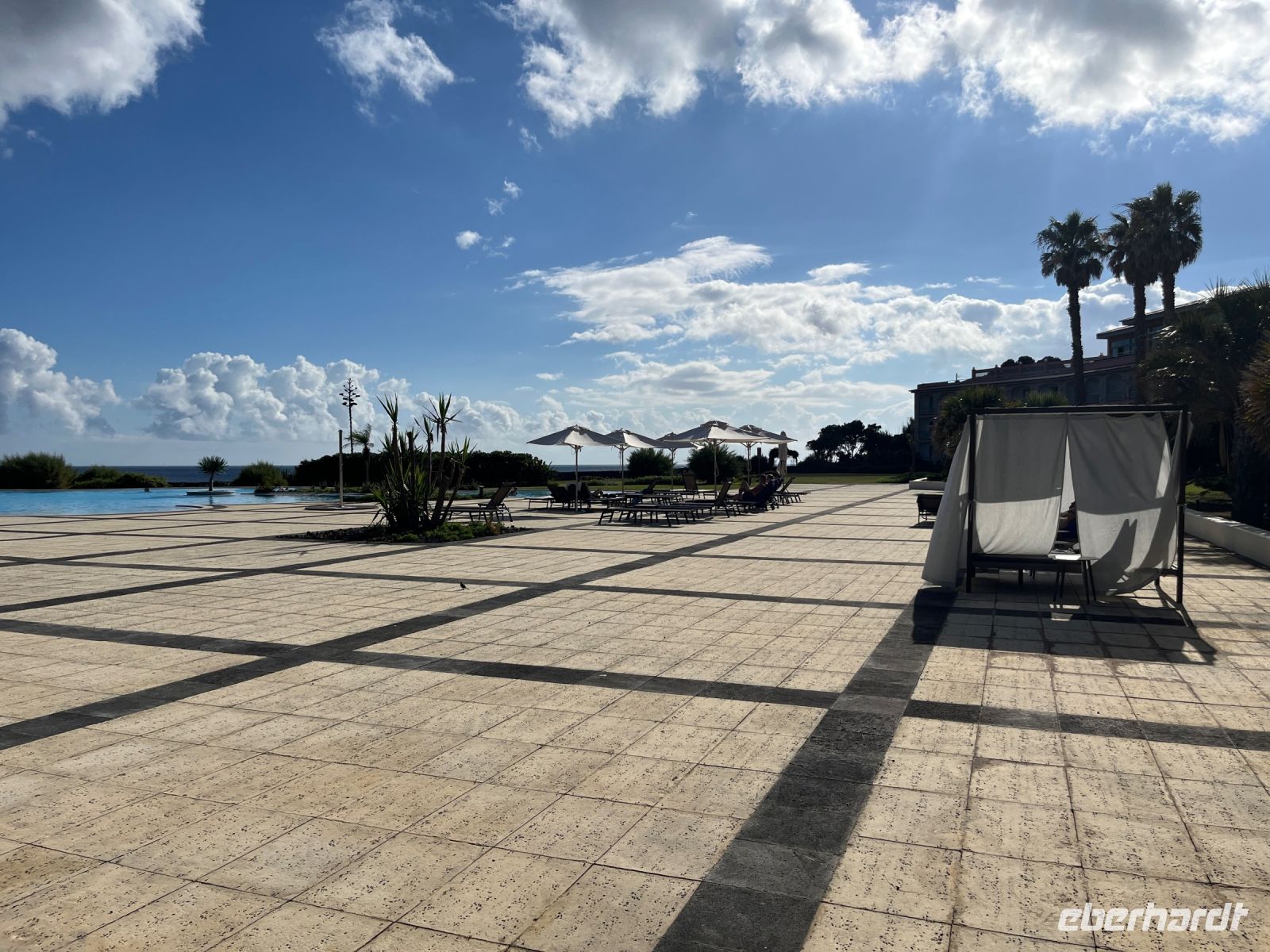 Hotel, Angra do Heroísmo, Teceira, Azoren, Portugal &ndash; &copy; Maria Feibig (Eberhardt TRAVEL)