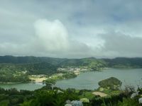 Seen Lagoa Azul und Lagoa Verde, São Miguel, Azoren, Portugal &ndash; &copy; Maria Feibig (Eberhardt TRAVEL)