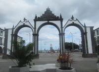 Portas da Cidade in Ponta Delgada - São Miguel, Azoren &ndash; &copy; Marieta Beck (Eberhardt TRAVEL)