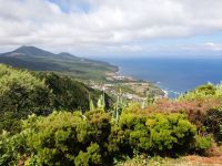 Panorama von Miradouro da Ribeira das Cabras - Insel Faial, Azoren &ndash; &copy; Marieta Beck (Eberhardt TRAVEL)