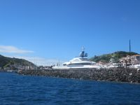 Walbeobachtung -  Hafen Horta - Faial, Azoren &ndash; &copy; Marieta Beck (Eberhardt TRAVEL)