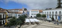 Angra, Rathausplatz  &ndash; &copy; Ria Heilmann (Eberhardt TRAVEL)