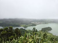 Lagoa Azul und Lagoa Verde vom AussichtspunktMiradouro do Cerrado das Freiras  