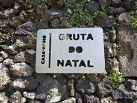 Eingang zum Lavatunnel Gruta do Natal &ndash; &copy; Katrin Jähne (Eberhardt TRAVEL)