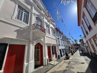Bunte Häuser im Kolonialstil in Angra &ndash; &copy; Katrin Jähne (Eberhardt TRAVEL)