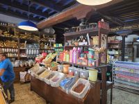 Ältester Gemischtwarenladen in Angra &ndash; &copy; Katrin Jähne (Eberhardt TRAVEL)