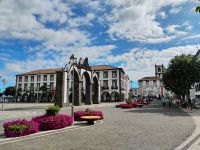 Spaziergang in Ponta Delgada  &ndash; &copy; Monika Cortese (Eberhardt TRAVEL)