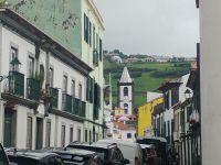Spaziergang durch Horta, Faial  &ndash; &copy; Monika Cortese (Eberhardt TRAVEL)