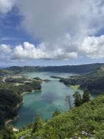 Landschaft mit See - Ponta Delgada - Azoren - Portugal.jpeg &ndash; &copy; Manuel González Urrutia (Eberhardt TRAVEL)