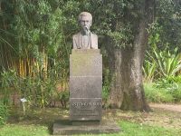 Antonio Borges Statue im botanischen Garten von Ponta Delgada &ndash; &copy; Celine Patzak (Eberhardt TRAVEL)