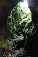 Terceira: Algar do Carvao &ndash; &copy; Isabel Braksiek (Eberhardt TRAVEL)