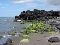 am  schwarzen, heißen Sandstrand von Ribeira Grande &ndash; &copy; Hans-Joachim Trutz (Eberhardt TRAVEL)