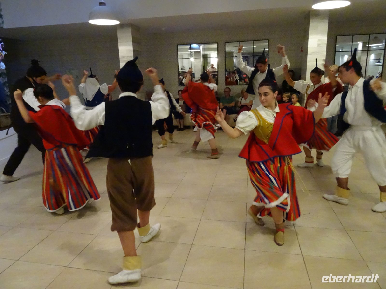 Folklore im Hotel &ndash; &copy; Hans-Joachim Trutz (Eberhardt TRAVEL)