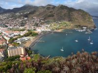 Blick auf Machico &ndash; &copy; Hans-Joachim Trutz (Eberhardt TRAVEL)