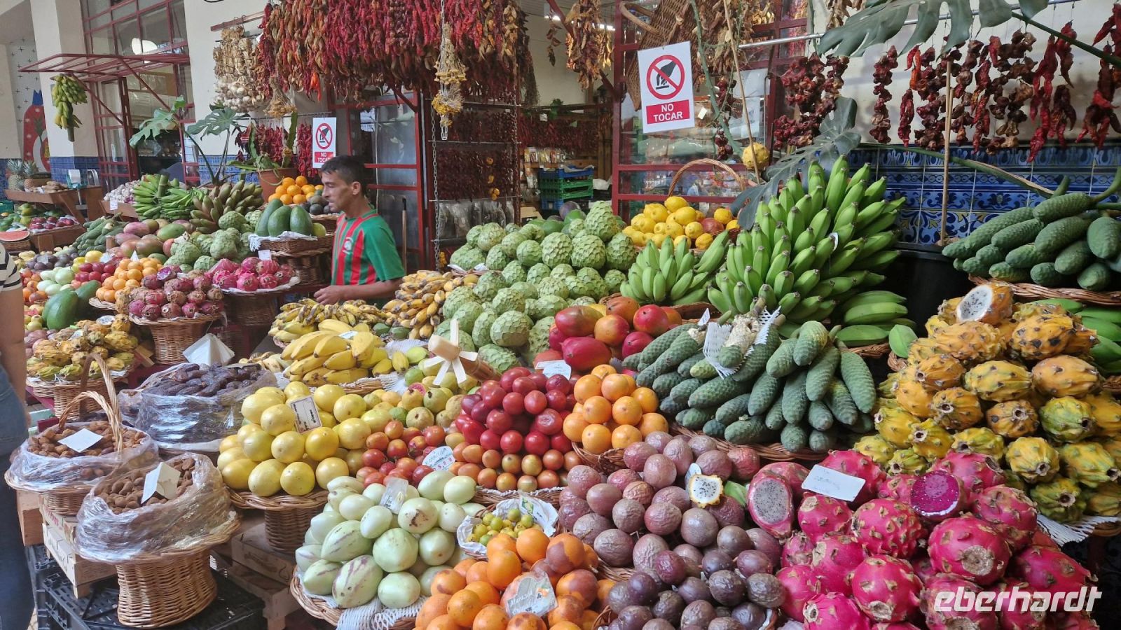 2-9_Markthalle Funchal.jpg &ndash; &copy; Wolf-Rüdiger Meyer (Eberhardt TRAVEL)