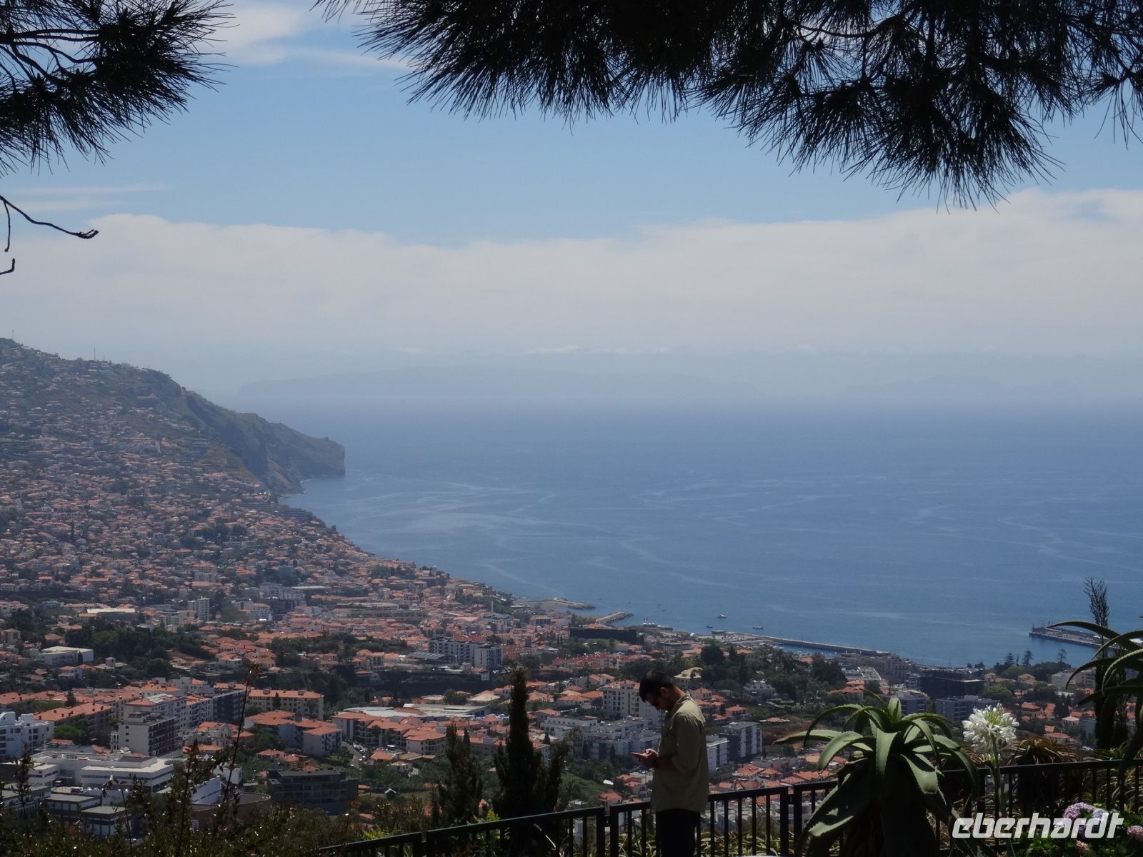 Pico dos Barcelos - Blick auf Funchal &ndash; &copy; Hans-Joachim Trutz (Eberhardt TRAVEL)