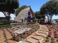 Santana und seine strohbedeckten Häuser &ndash; &copy; Hans-Joachim Trutz (Eberhardt TRAVEL)
