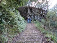 noch mal bergab.... &ndash; &copy; Detlef May (Eberhardt TRAVEL)