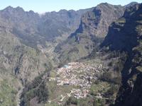 Blick ins Nonnental &ndash; &copy; Hans-Joachim Trutz (Eberhardt TRAVEL)