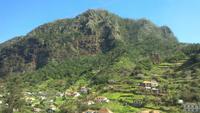 Adlerfelsen- den Felsen haben wir immer wieder im Blick auf dem Weg nach Santana &ndash; &copy; Gisela Gerlach (Eberhardt TRAVEL)