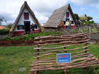 Santana - und seine strohbedeckten Häuschen &ndash; &copy; Hans-Joachim Trutz (Eberhardt TRAVEL)