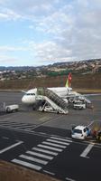 unser Flieger in Madeira... endlich ist er da! &ndash; &copy; Katrin Deutschbein (Eberhardt TRAVEL)
