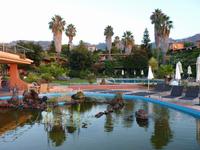 Poollandschaft &ndash; &copy; Steffi Zimmermann (Eberhardt TRAVEL)