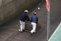 Korbschlittenfahrer. (2) &ndash; &copy; Susanne Schirmann (Eberhardt TRAVEL)