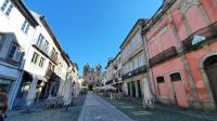 Singlereise Portugal - Altstadt mit Kathedrale in Braga &ndash; &copy; Franziska Bergmann (Eberhardt TRAVEL)