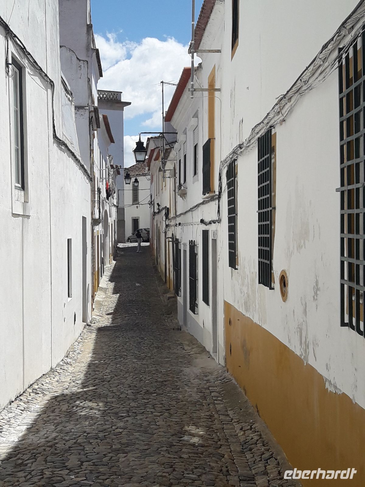 Evora - Gasse &ndash; &copy; Wolfgang Balling (Eberhardt TRAVEL)