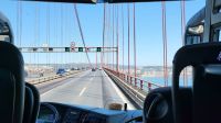 Singlereise Algarve / Portugal - Fahrt über die Brücke 25. April in Lissabon &ndash; &copy; Franziska Bergmann (Eberhardt TRAVEL)