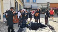 Singlereise Algarve / Portugal - Studenten in Lissabon &ndash; &copy; Franziska Bergmann (Eberhardt TRAVEL)