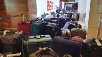 Koffer Chaos am BER &ndash; &copy; Ria Heilmann (Eberhardt TRAVEL)