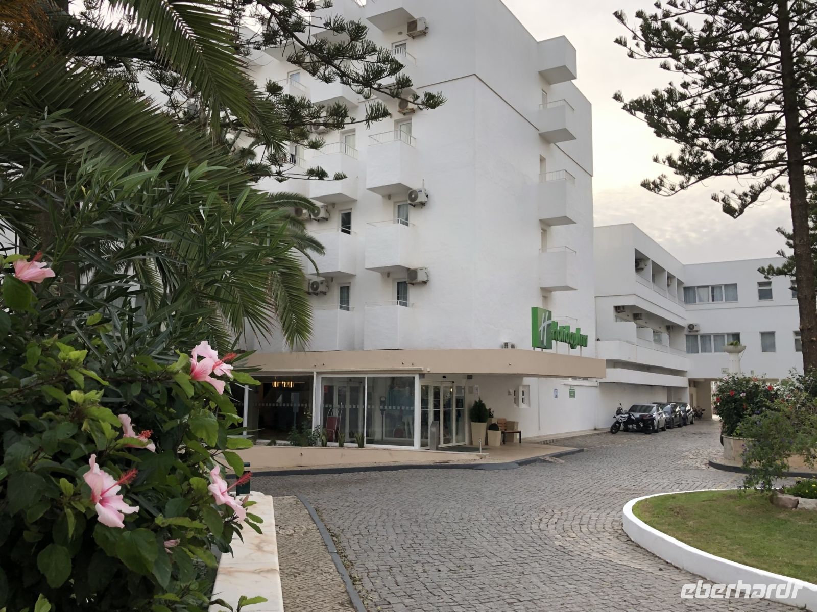 Hotel Holiday Inn &ndash; &copy; Sabine C. Seifert (Eberhardt TRAVEL)