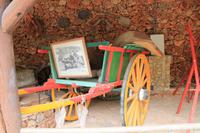 Rundgang im Dorf Alte - typischer Eselswagen im Bauernmuseum &ndash; &copy; Kristin Weigel (Eberhardt TRAVEL)