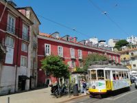 Stadtführung durch Lissabon, Stadt-Straßenbahn &ndash; &copy; Andrej Kulikov (Eberhardt TRAVEL)