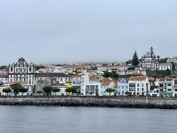 Blick auf Horta &ndash; &copy; Anne Schröder (Eberhardt TRAVEL)