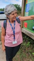 Serafina erläutert den Weg &ndash; &copy; Ria Heilmann (Eberhardt TRAVEL)