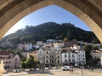 Sintra Vorplatz Nationalpalast &ndash; &copy; Wolfgang Balling (Eberhardt TRAVEL)