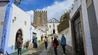Douro-Kreuzfahrt mit Lissabon // Spaziergang im Obidos &ndash; &copy; Franziska Bergmann (Eberhardt TRAVEL)