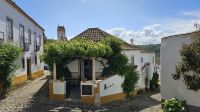 Douro-Kreuzfahrt mit Lissabon // Spaziergang im Obidos &ndash; &copy; Franziska Bergmann (Eberhardt TRAVEL)