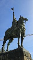 Douro-Kreuzfahrt mit Lissabon // Statue von Vímara Peres in Porto &ndash; &copy; Franziska Bergmann (Eberhardt TRAVEL)