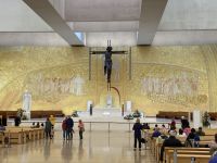 Fatima - Saal &ndash; &copy; Heike Wagner (Eberhardt TRAVEL)