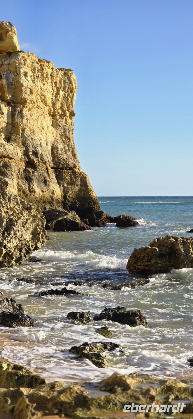 Strand in Albufeira &ndash; &copy; Marlies Thrum (Eberhardt TRAVEL)
